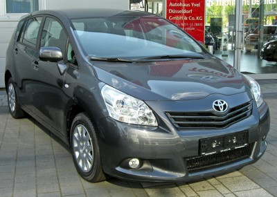 Toyota Verso I